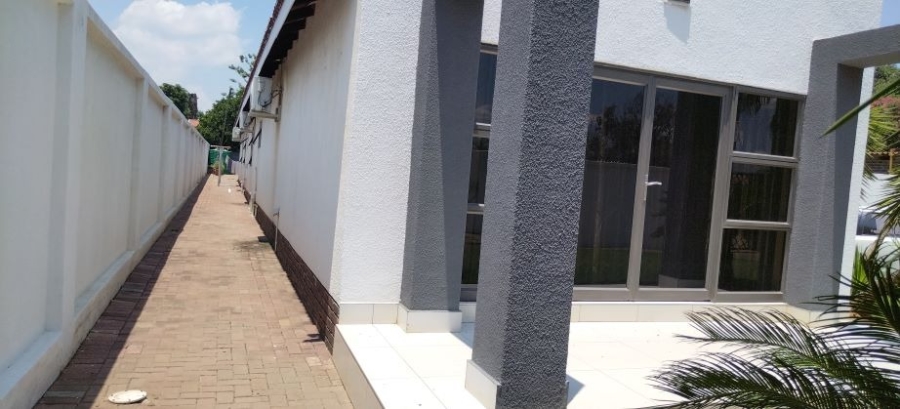 4 Bedroom Property for Sale in Oos Einde North West